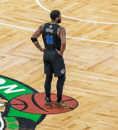 九游体育-包含战术调整引爆全场！，巴特勒意外战胜独行侠赛场气氛高涨的词条